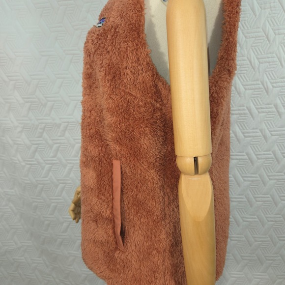 Patagonia Los Gatos Vest NWT Womens Large Century Pink High Pile Fleece Full Zip - Picture 3 of 9